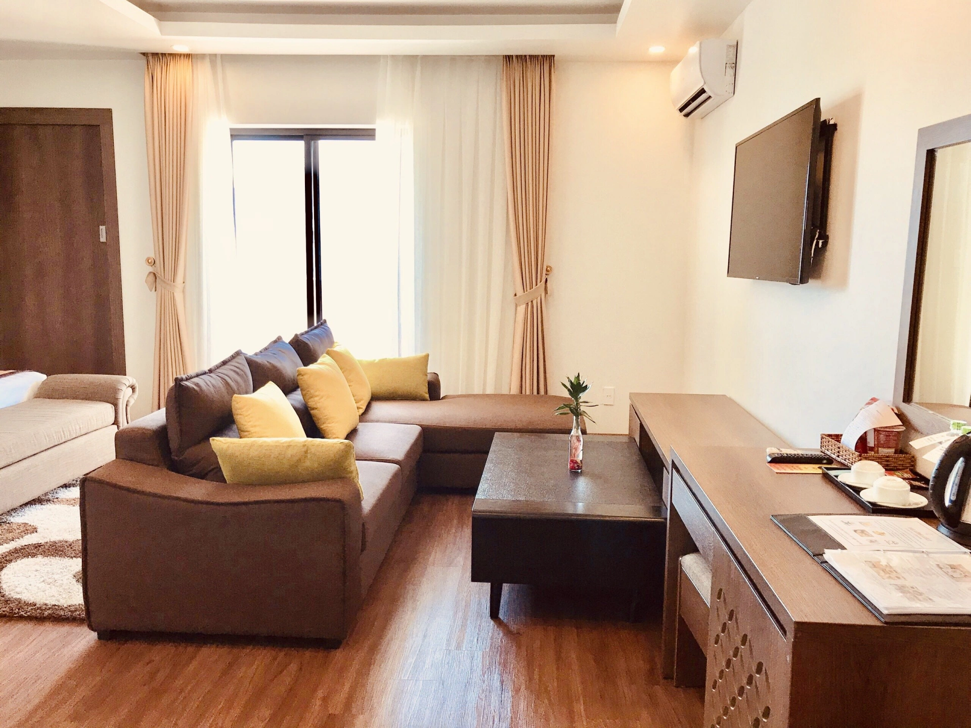 Suite Room